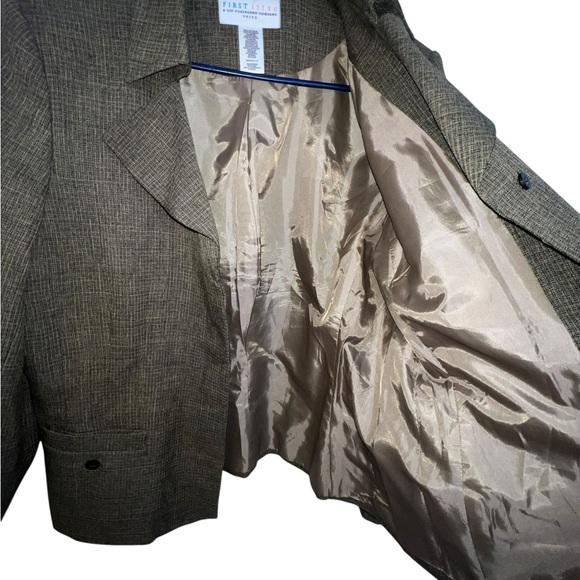 Liz Claiborne Set Textured Tan Blazer & Pants - Picture 5 of 16